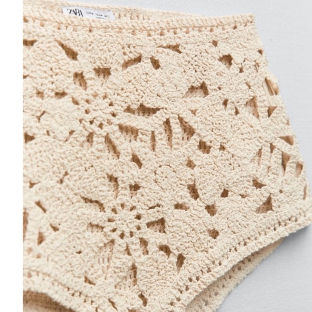 Zara Ecru Crochet Shorts - Picture 3 of 16